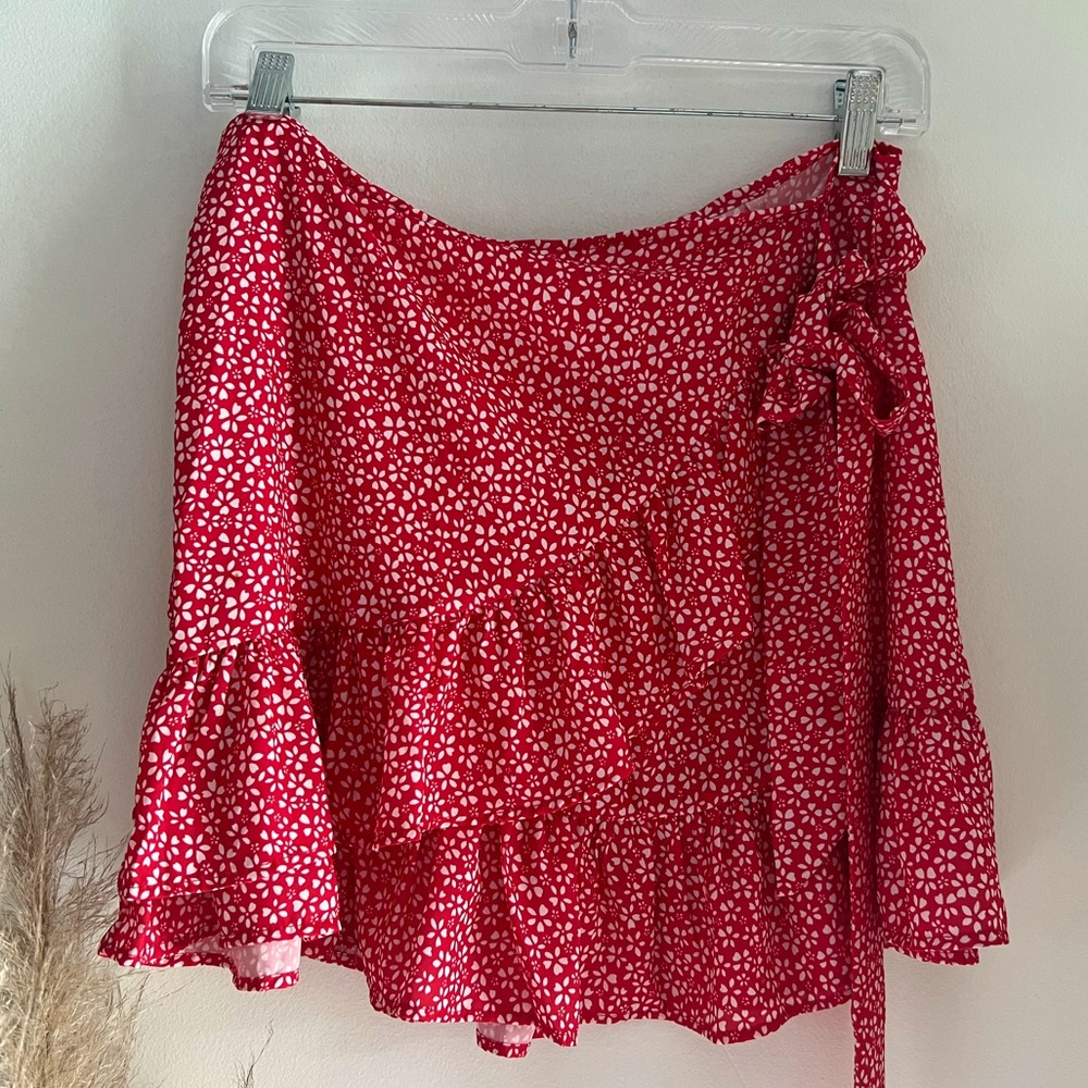 Women's Floral Ruffle Mini Skirt - Small